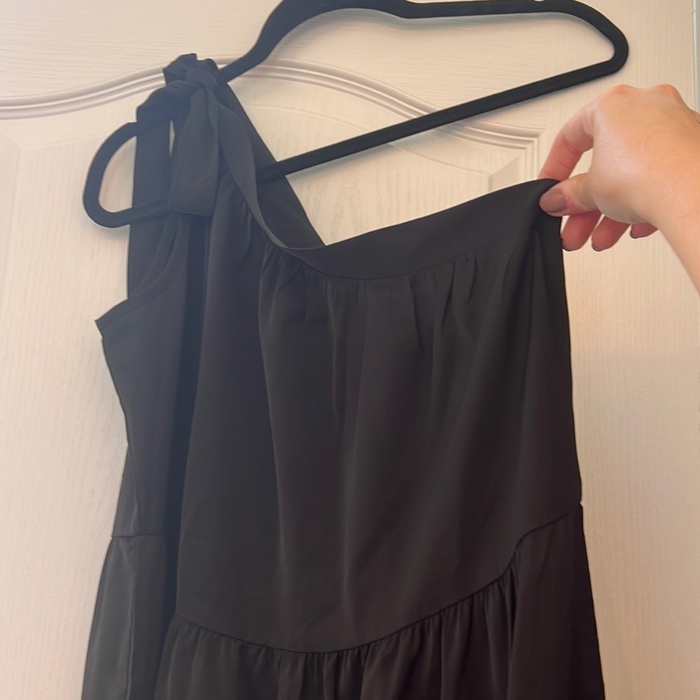 One shoulder black dress